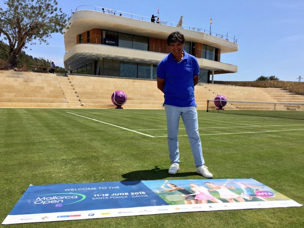 Toni Nadal est le parrain du tournoi WTA de Majorque qui se jouera non sur terre battue mais sur gazon du 13 au 19 juin prochain