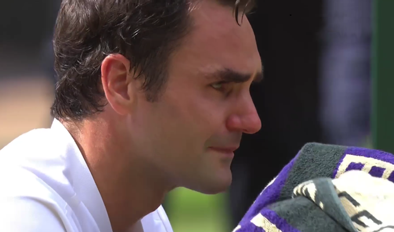 Les larmes de Federer après sa victoire à Wimbledon