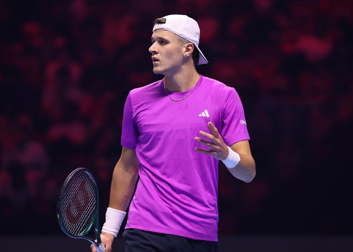 După titlul său la Miami, Mensik a fost eliminat din start la München