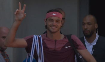 Fritz hué à son entrée sur le Lenglen.
