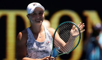 Barty reaches her 1st Australian Open final