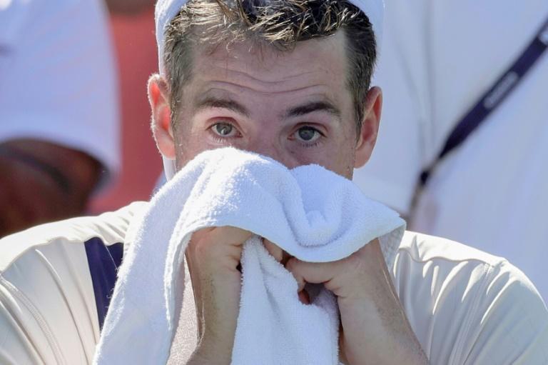 Not a single one has ice or proper pillows, Pegula and Isner criticize European hotels  
