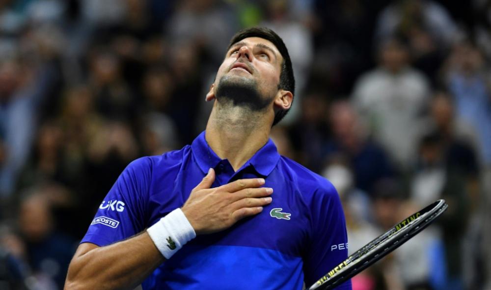 Djokovic joins Zverev in semifinals ! Firstly shaken by Berrettini, the Serb raised then his level up to win easily 2nd, 3rd and 4th sets