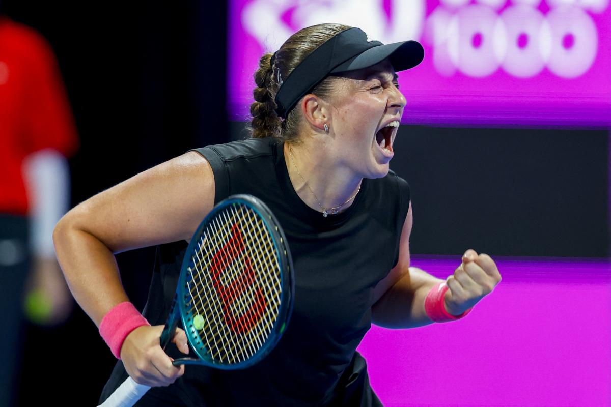 Ostapenko prima di affrontare Swiatek: «Devo fare quello che devo fare: restare aggressiva»  