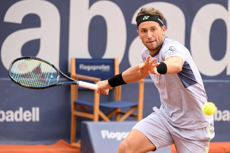 Ruud poursuit la défense de son titre à Barcelone et rejoint les quarts de finale 