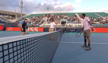 Insolite - Monfils, Humbert et Renaud Lichtenstein ont beau être entre Français au 1er tour à Miami, c'est en anglais que ça se passe.