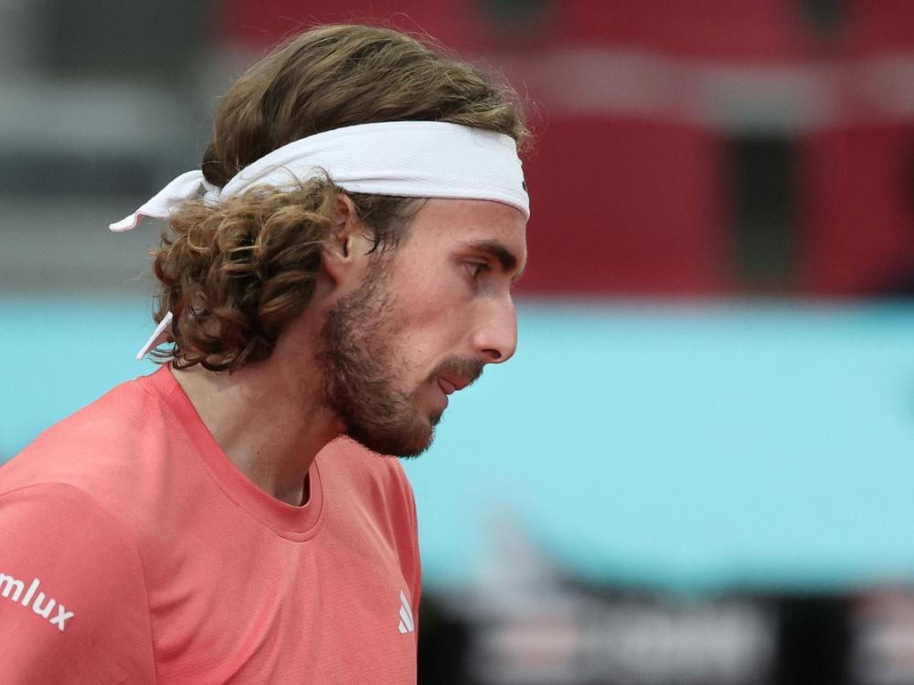 Tsitsipas dopo il ritiro contro Fils a Barcellona: «Questa volta il mio corpo ne ha avuto abbastanza»  
