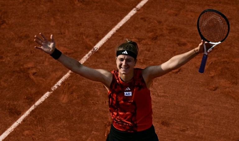 Muchova, bolnavă, se retrage de la Madrid