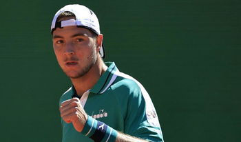 Struff rejoint Alcaraz en finale à Madrid !