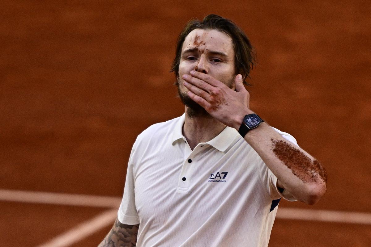 « Je n’ai jamais eu pour objectif de remporter un Grand Chelem », concède Bublik après sa défaite en quarts de finale à Roland-Garros