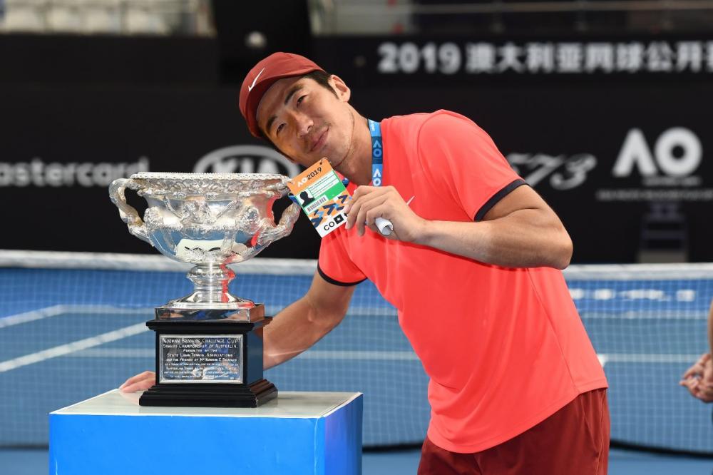 Li Zhe et Peng Shuai décrochent une WC pour l'Open d'Australie en remportant les Play-Offs Asiatiques, tenues cette semaine à Zhuhai.