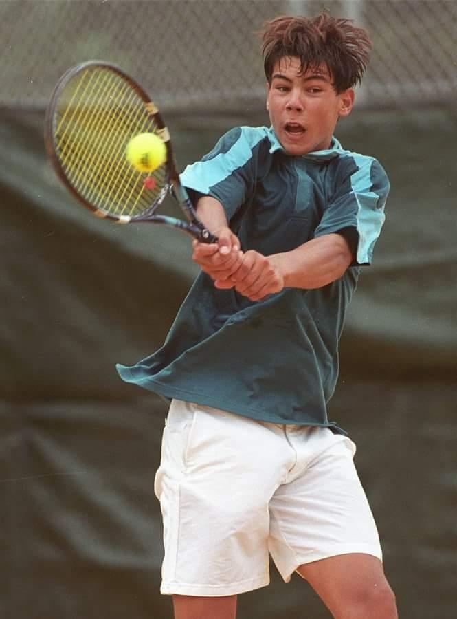 Il y a 15 ans jour pour jour, Nadal, alors âgé de 15 ans, remportait son 1er match officiel à l'Open de Majorque contre Delgado (6-4 6-4)