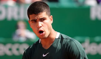 Alcaraz miraculé face à De Minaur 