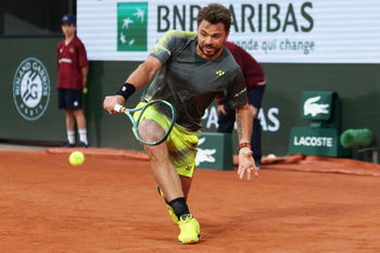 Wawrinka s'incline après un énorme combat face à Kotov à Roland-Garros
