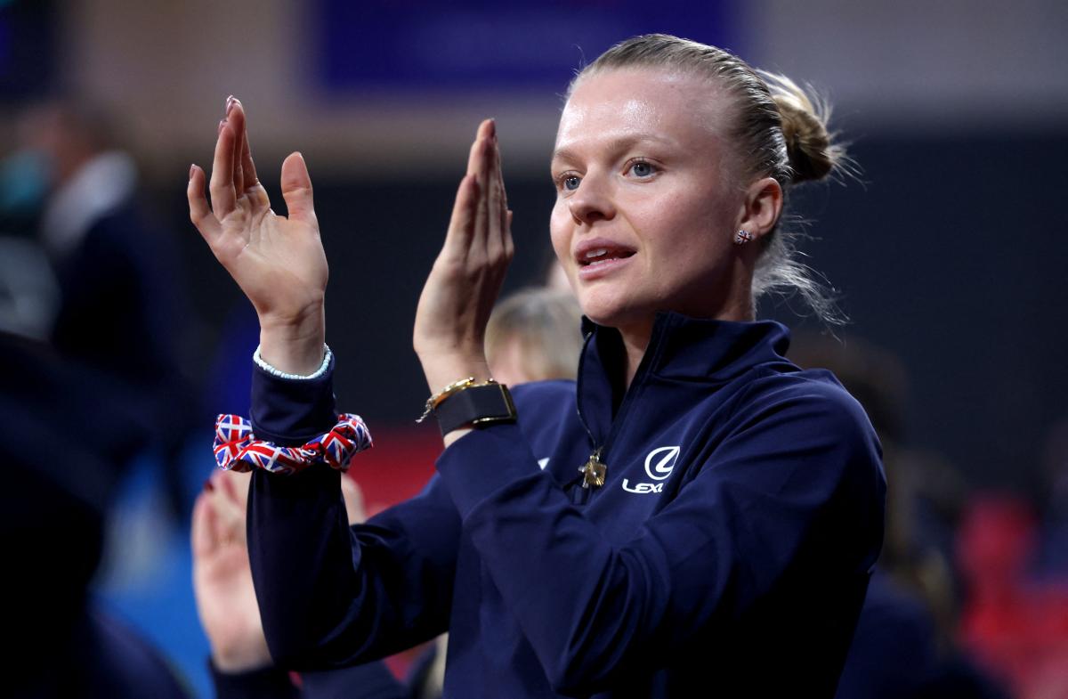 Unusual - Dart Calls Out Chair Umpire… Over Deodorant Incident Against Boisson in Rouen