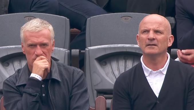 Didier Deschamps et Guy Stéphan, patrons de l'équipe de France de football, sont présents dans les tribunes du Chatrier ce dimanche.