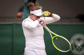 Krejcikova, the defending champion at Wimbledon, eliminated by Navarro in the third round