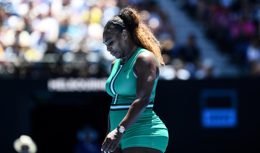 Serena Williams s'écroule face à Pliskova ! Elle a mené 5/1 dans le 3ème set et a obtenu 4 balles de match avant de finalement s'incliner