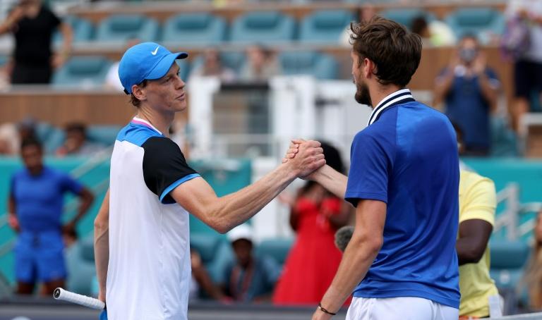 Roller coaster match between Sinner and Medvedev