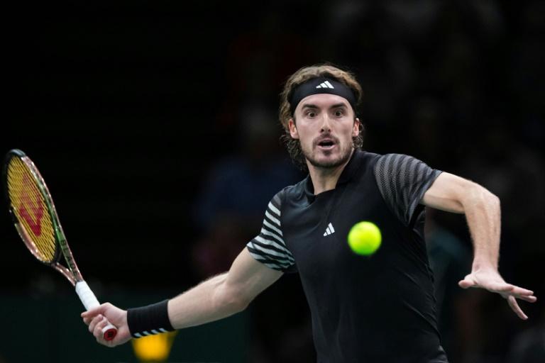 Tsitsipas passe l’obstacle Cerundolo et rejoint les quarts à Paris