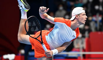 Shapovalov ist in Belgrad wiedergeboren!
