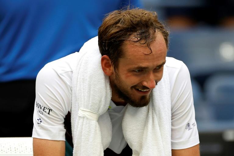 Insolite - Medvedev : Me teindre les cheveux en blond et écrire Botic sur mon t-shirt