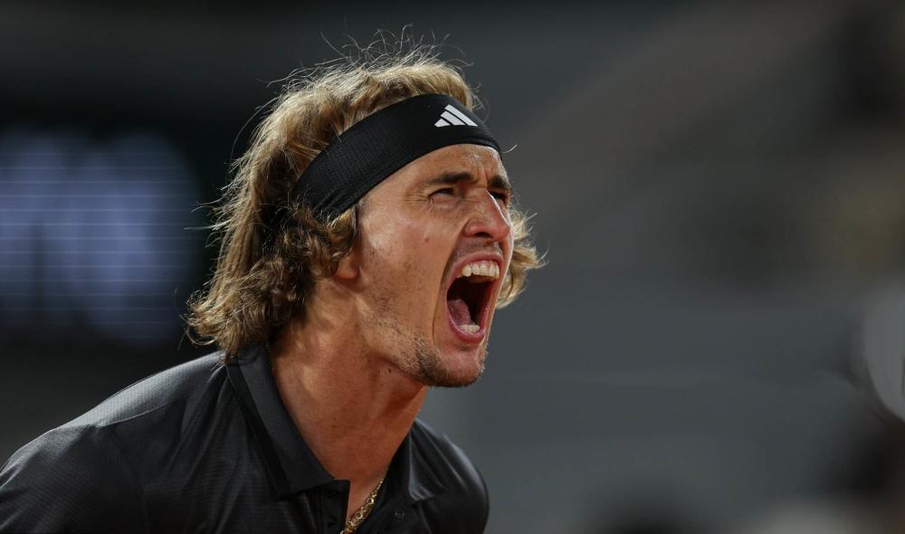 Zverev sort Tiafoe et se hisse en huitièmes de Roland Garros !