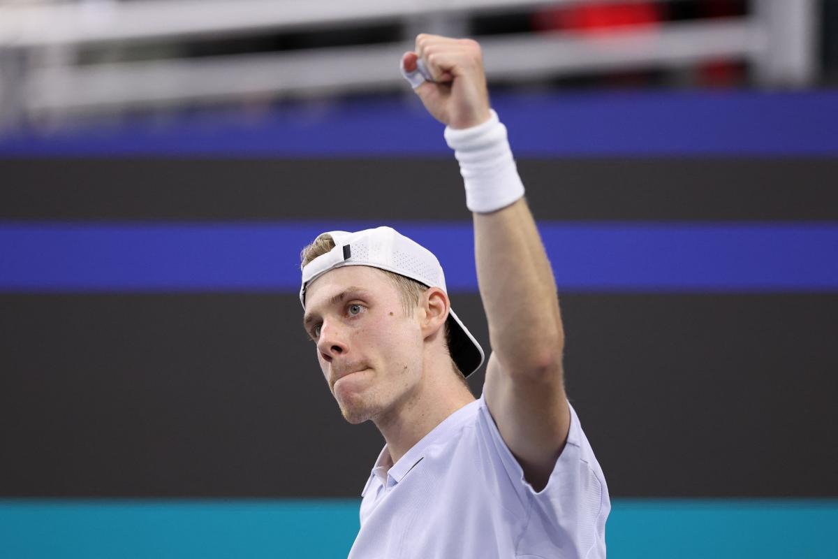 Video - Shapovalov Mocks Dedura-Palomero's Celebration During Practice 