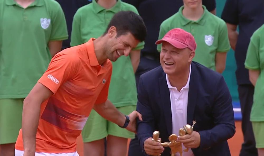 Djokovic rend hommage à son entraîneur historique Marian Vajda à Belgrade
