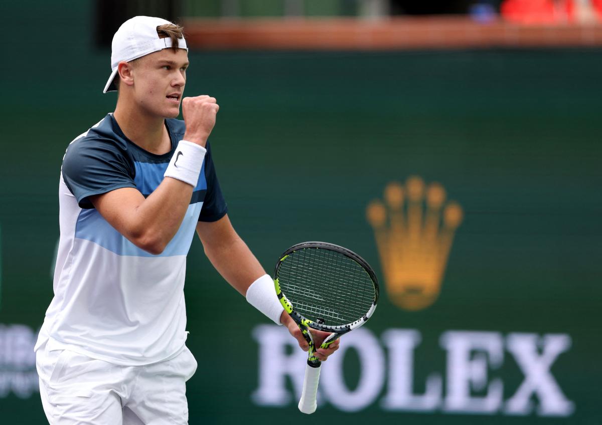 Vidéo - La balle de break brillamment sauvée par Rune contre Tsitsipas à Indian Wells