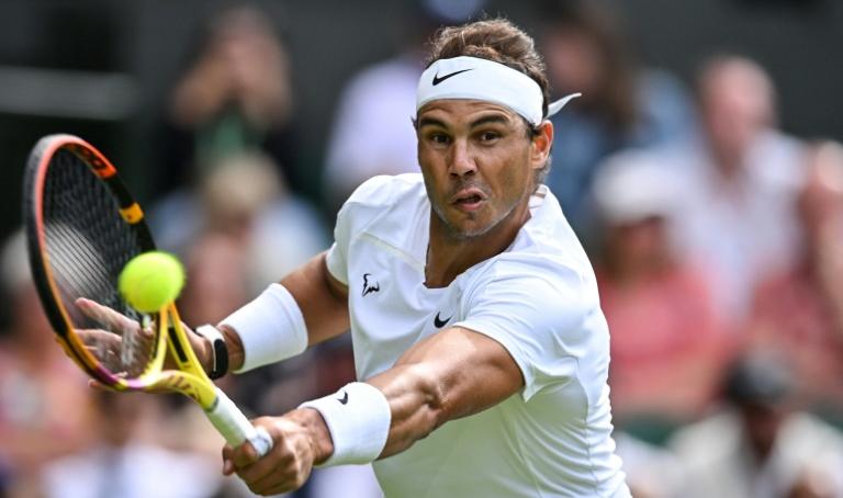 Nadal one set away from defeat in Wimbledon quarters