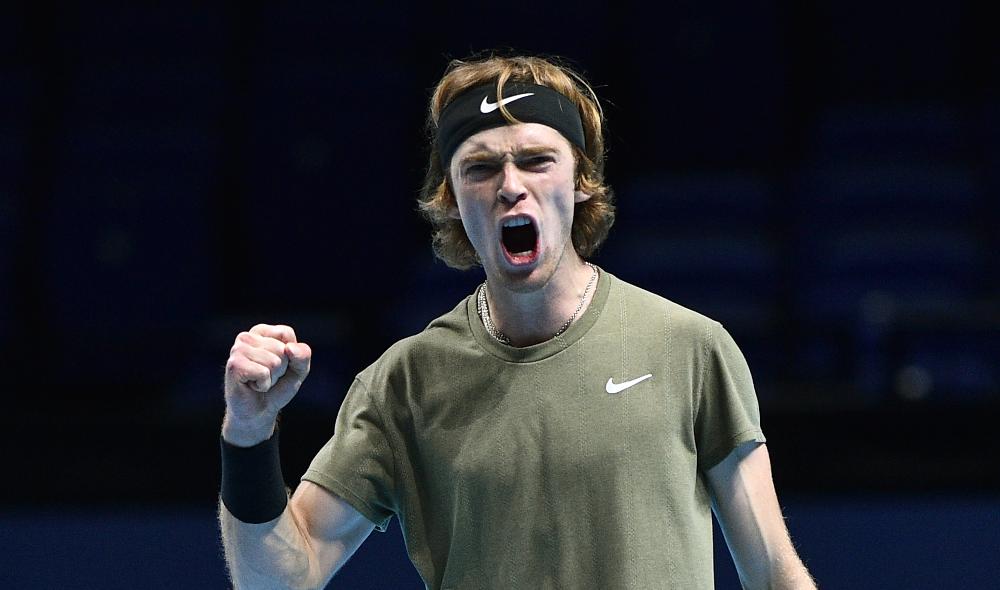 Rublev defeats Thiem to sign his first ATP Finals win