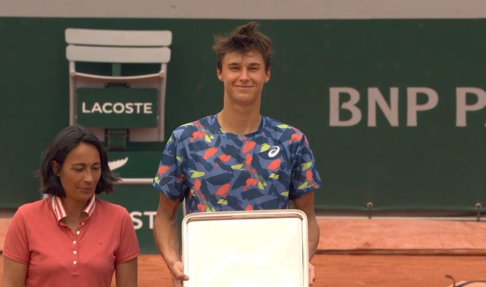 Debru : C'est vraiment incroyable de jouer ici à Roland Garros, sur le Court Simonne-Mathieu en plus