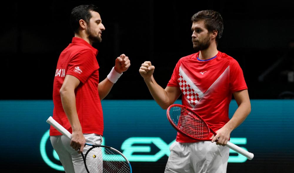 Serbia and Djokovic ousted in Davis Cup semis! Mektic and Pavic just won the deciding double against the World # 1 and Krajinovic in Madrid