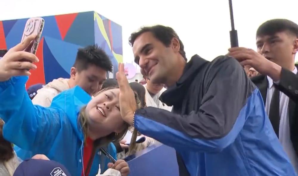 Federer as special guest in Shanghai!