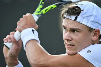I'm going to have my knee examined, Rune says after his defeat against Jarry at Wimbledon  