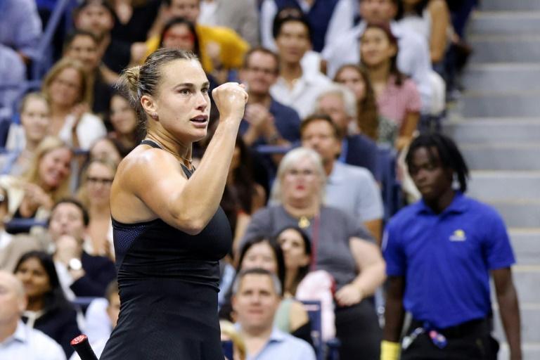 Sabalenka strolls through and joins Gauff in the semi-finals