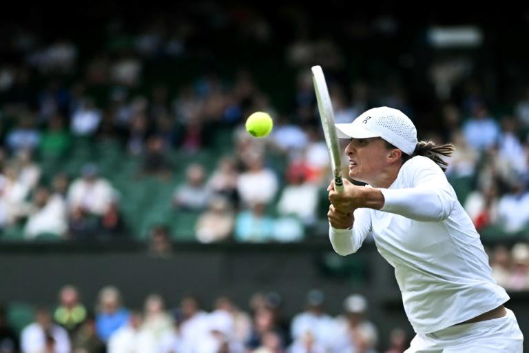 Swiatek, beeindruckend, erreicht ihr erstes Finale in Wimbledon