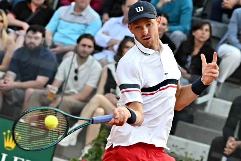 Beaten by Zverev, Jarry failed to master his opponent's serve: 