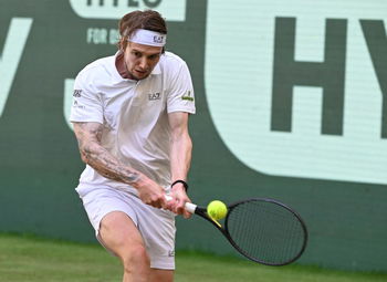 Bublik Defeats Machac and Reaches Semifinals of ATP 500 Halle Tournament  
