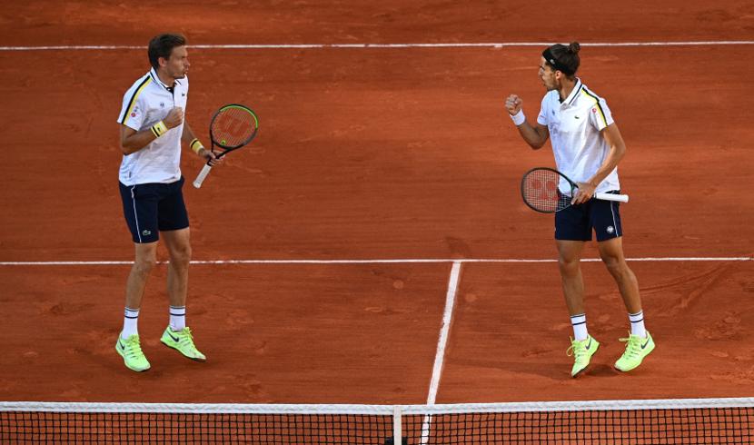 Mahut et Herbert arrachent un 3ème set sur un fil en finale du double 