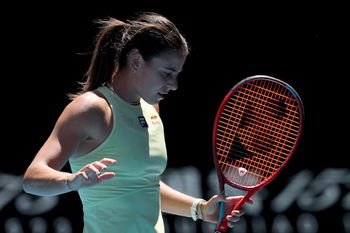 Navarro humiliates Arango in Merida to claim the second title of her career