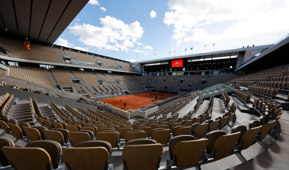 Au programme messieurs dimanche à Roland Garros, Thiem, Tsitsipas-Chardy, Fognini-Barrere, Zverev, Simon, Moutet, Nishikori ou Dimitrov.