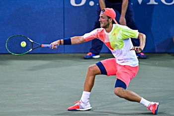 Pouille arrache un 5ème set face à Bautista Agut 