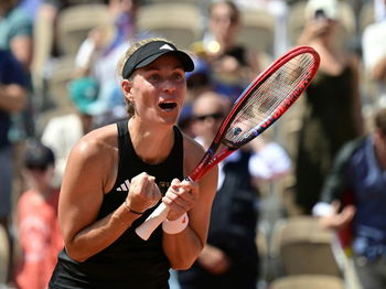 Kerber, reformada desde os Jogos Olímpicos, vai trabalhar para a Federação Alemã de Ténis