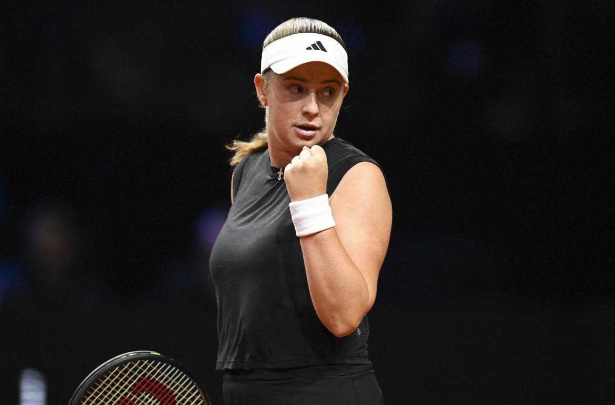 Ostapenko prima qualificata per la finale di Stoccarda battendo Alexandrova  