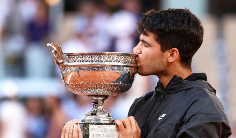 Tirage au sort de Roland-Garros 2025 : Sinner avec Zverev, Djokovic et Draper, Alcaraz défiera Nishikori, Gasquet disputera un match 100% français