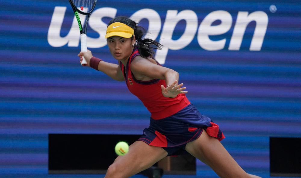 Raducanu est la première joueuse issue des qualifications à atteindre les demi-finales de l'US Open