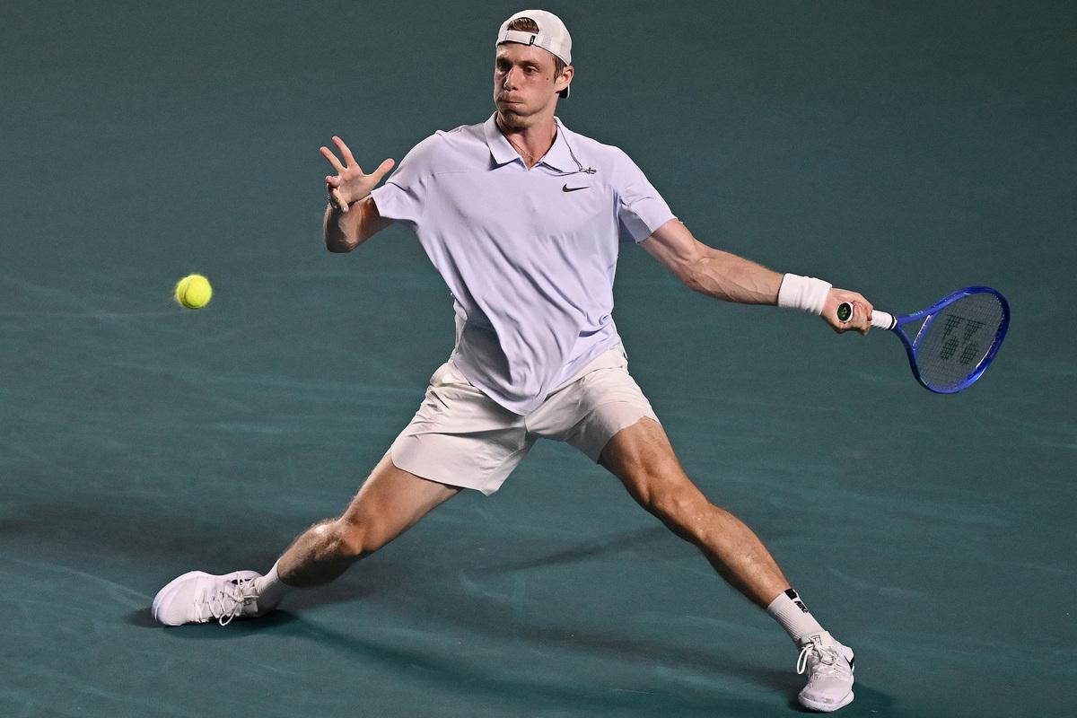 « Son premier tournoi était à Dallas et j’ai fini par gagner », Shapovalov évoque Yatzy, son chien porte-bonheur, avant de jouer en finale à Los Cabos