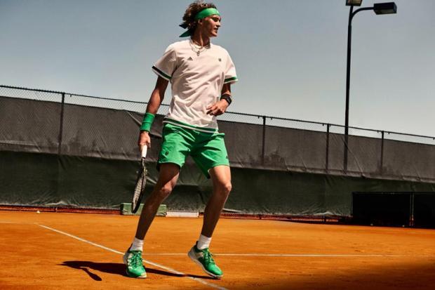 L'équipementier Adidas vient de présenter les tenues que porteront ses athlètes durant la quinzaine de Roland Garros du 28 Mai au 11 Juin.